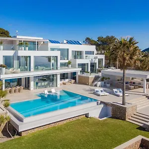 blue-sky-mallorca-luxury-villa.balearic-islands.net/